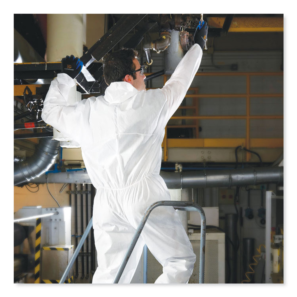 SMITH AND WESSON KleenGuard™ 49127 A20 Breathable Particle Protection Coveralls, Elastic Back, Hood and Boots, 4X-Large, White, 20/Carton