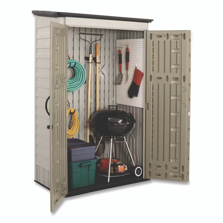 RUBBERMAID 5L3000SDONX Vertical Storage Shed, 53 cu ft, 2.5 ft x 4 ft x 7 ft, Sandstone/Faint Maple