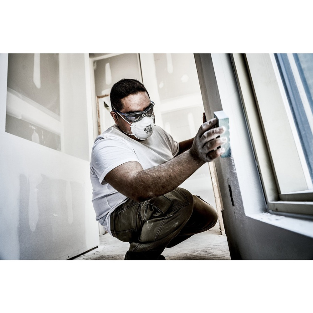 3M 8200 3M N95 Particulate Respirator 8200 Mask