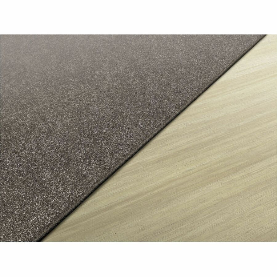 Flagship Carpets, LLC Flagship Carpets TS26WT Flagship Carpets Amerisoft Solid Color Rug
