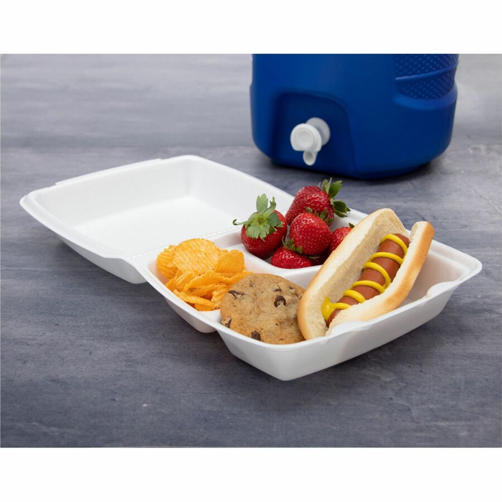 Dart Container Corporation Dart 95HT3 Dart 9-1/2" Triple-Compartment Foam Containers