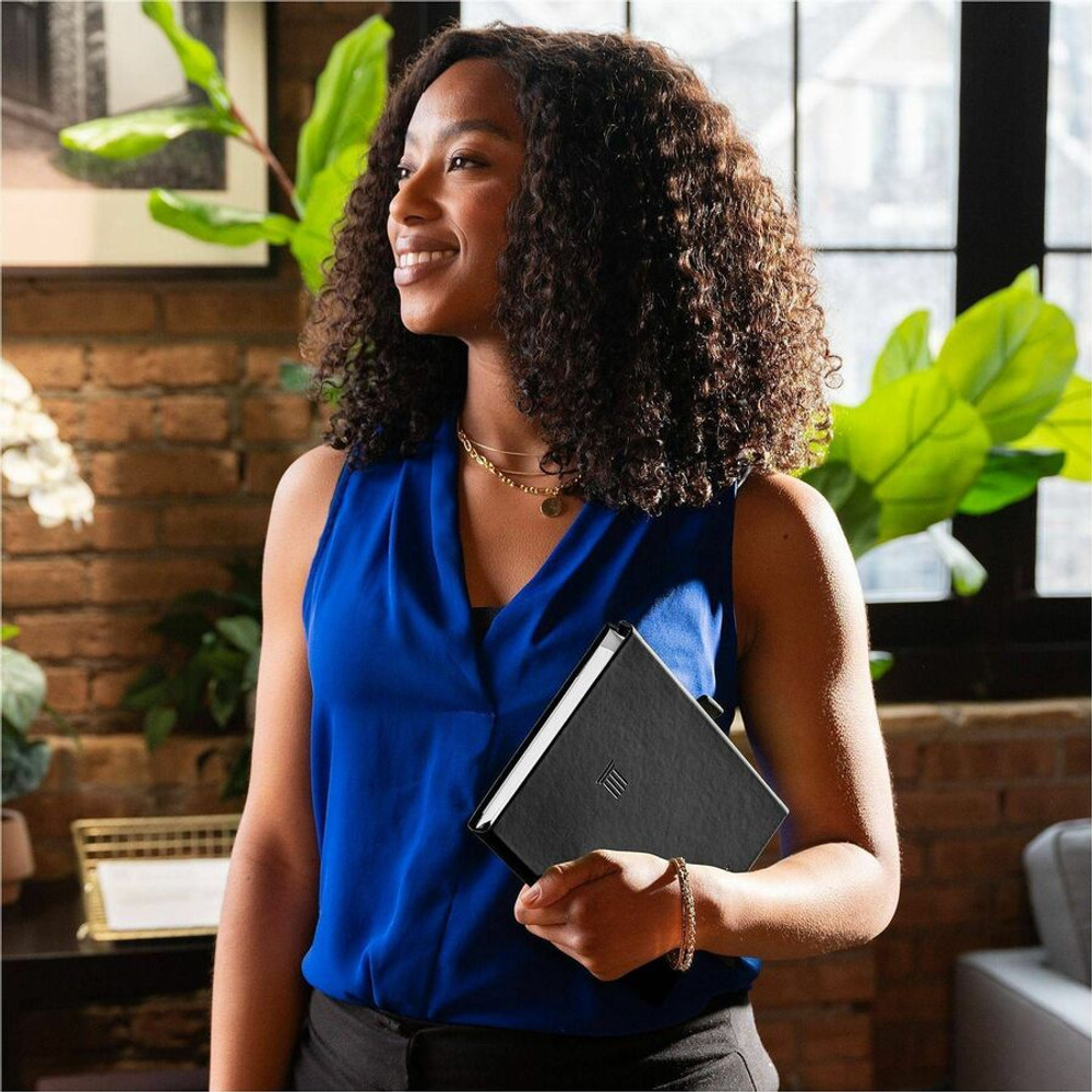 ACCO Brands Corporation At-A-Glance FD-200-05 At-A-Glance Foundation Undated Weekly/Monthly Planner 8-1/2" x 6-3/4" Black