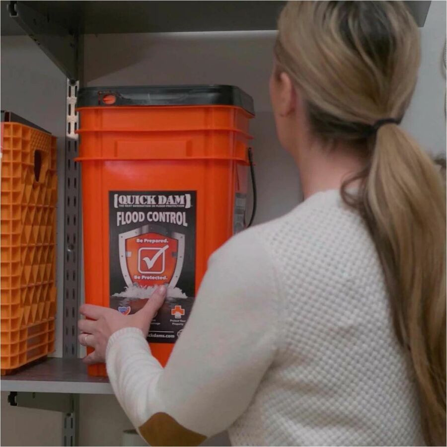 Absorbent Specialty Products Quick Dam WUGGV Quick Dam Compact Square Grab & Go Bucket Kits