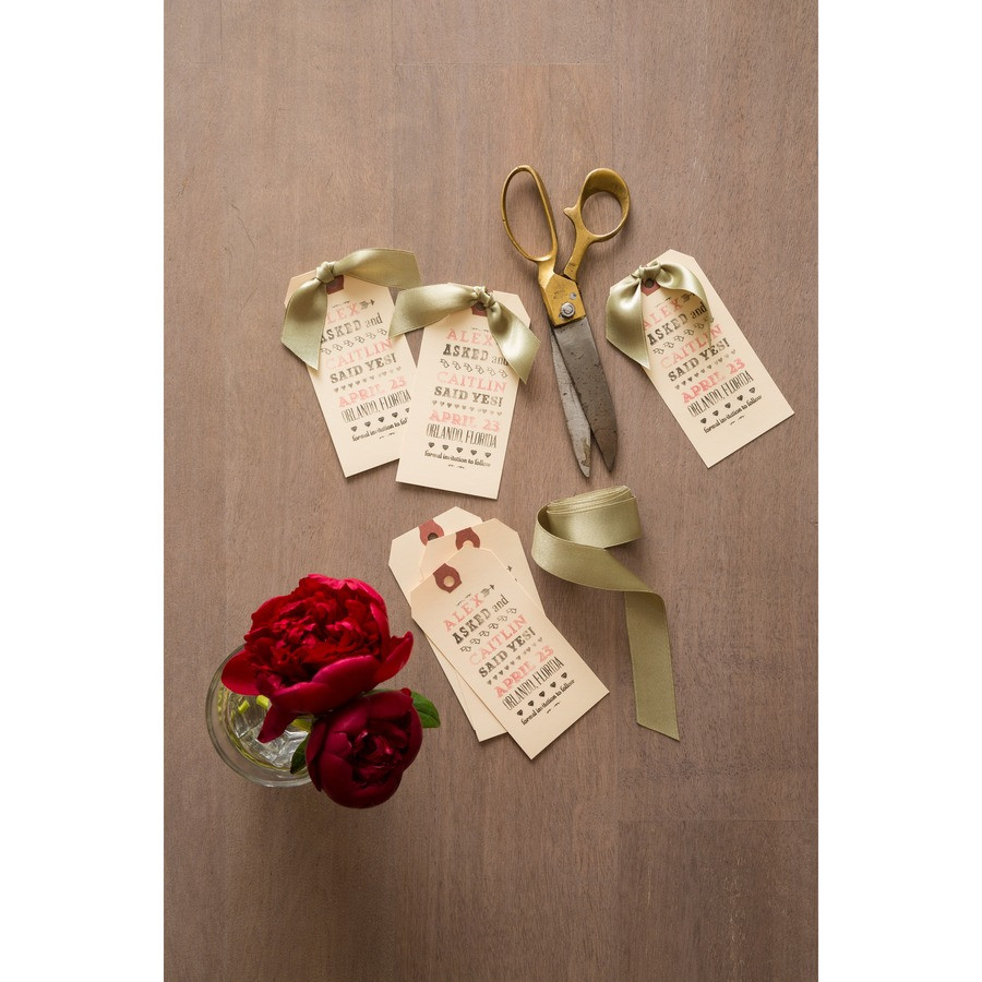 Avery Avery&reg; 12505 Avery&reg; Strung Manila Shipping Tags