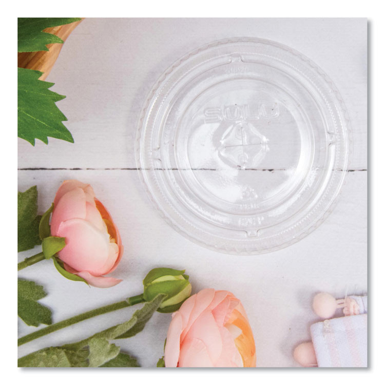 DART SOLO® 626TSCT PETE Flat Straw-Slot Cold Cup Lids, Fits 16 oz to 24 oz Cold Cups, Plastic, Clear, 100/Pack, 10 Packs/Carton