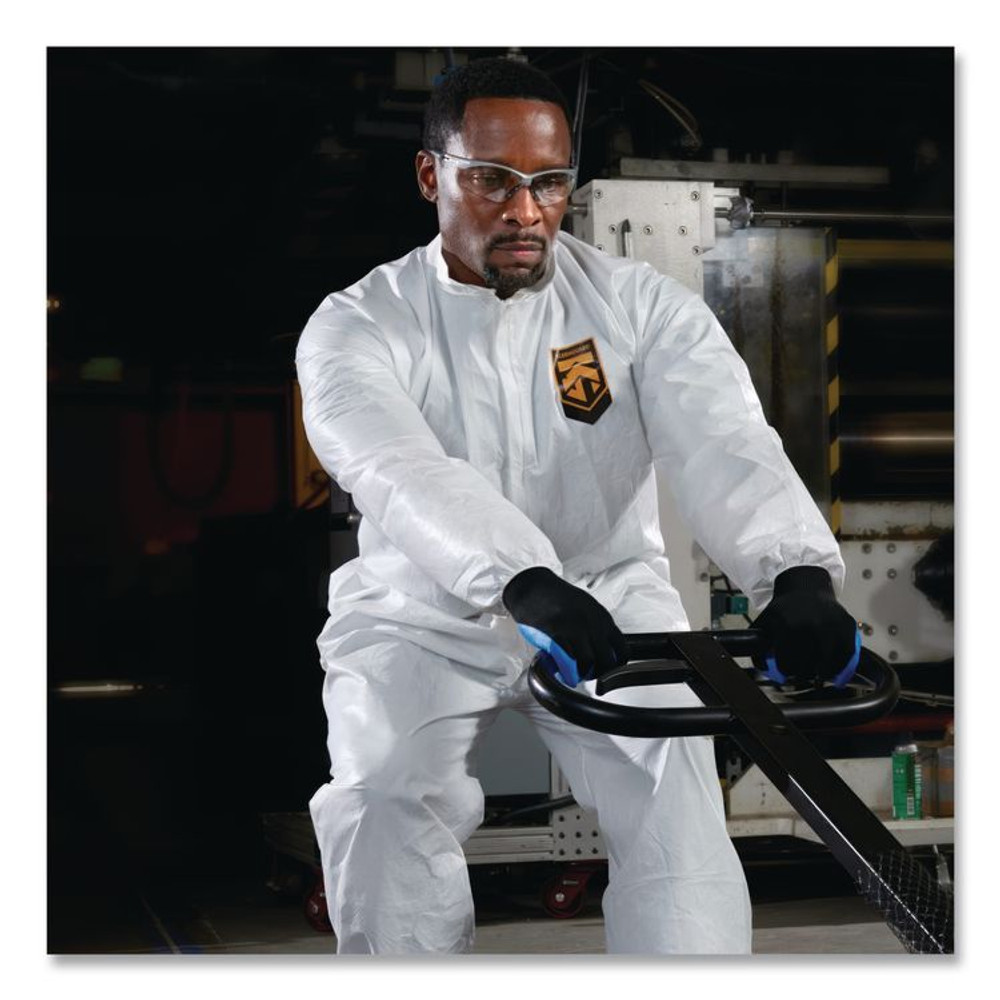 SMITH AND WESSON KleenGuard™ 44312 A40 Coveralls, Open Wrists and Ankles, Medium, White, 25/Carton
