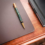 Dacasso Limited, Inc Dacasso P3434 Dacasso Leatherette Desk Mat Dacasso Limited, Inc Dacasso P3434 Dacasso Leatherette Desk Mat