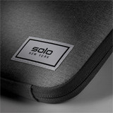 SOLO UBN105-10 Solo Focus Carrying Case (Sleeve) for 15.6" Notebook - Gray