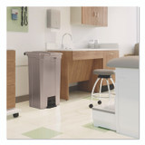 SUNCAST CORPORATION Commercial® TCST23 Step-On Trash Can, 23 gal, Resin, Platinum Metallic