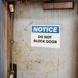 Avery Avery&reg; 61555 Avery&reg; NOTICE Header Self-Adhesive Outdoor Sign