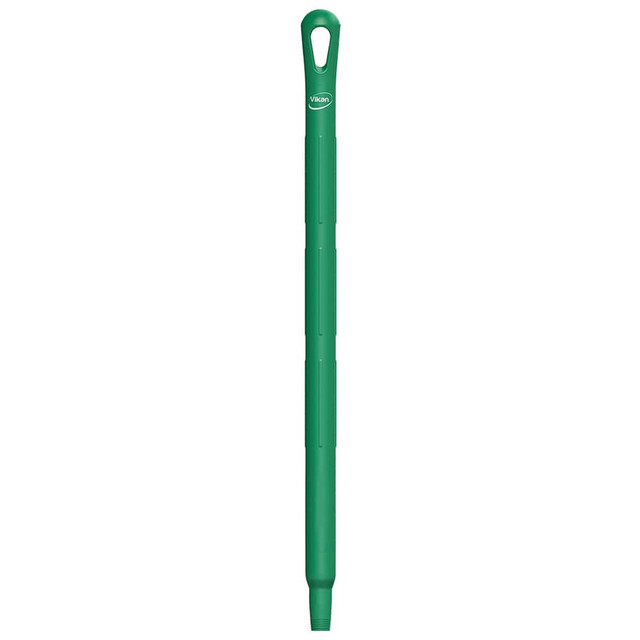 Remco 29662 Broom/Squeegee Poles & Handles; Connection Type: European Thread ; Handle Length (Decimal Inch): 26 ; Telescoping: No ; Handle Material: Polypropylene ; Color: Green ; For Use With: Remco; Vikan Tools