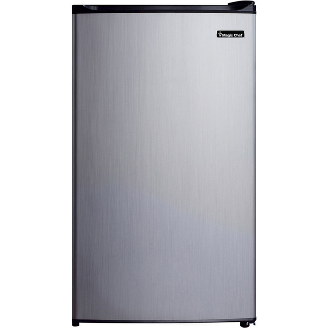 MAGIC CHEF MCBR350S2 3.5 Cu. Ft. Mini Refrigerator, Silver MAGIC CHEF MCBR350S2 3.5 Cu. Ft. Mini Refrigerator, Silver