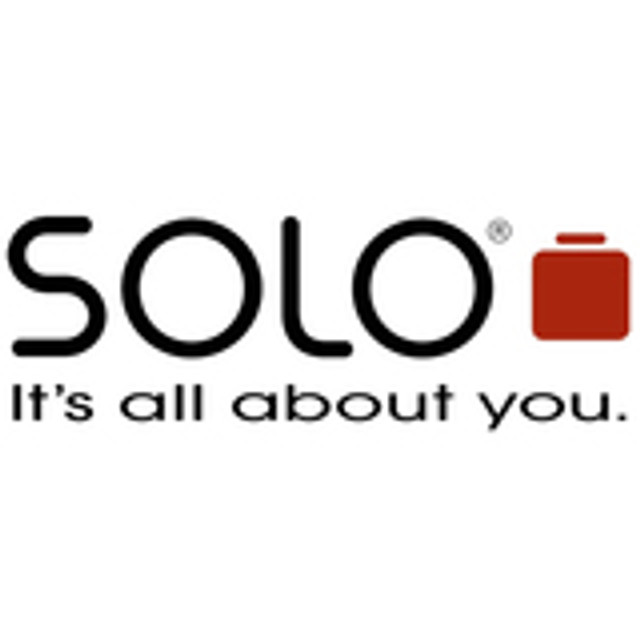 SOLO PT136-4 Solo Classic Carrying Case (Portfolio) for 17.3" Notebook - Black