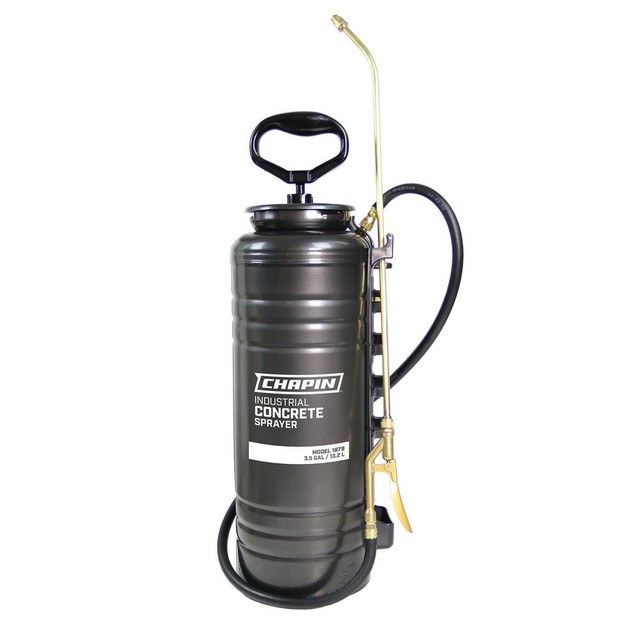 Chapin 1979 3.5 Gal Chemical Safe Garden Hand Sprayer