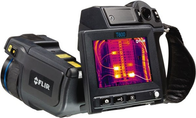 FLIR 559031022KIT45 -40 to 1,202°F (-40 to 650°C) Thermal Imaging Camera