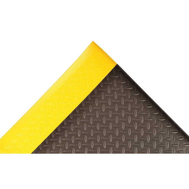 Notrax 419S0312BY Diamond Sof-Tred with Dyan-Shield. is an anti-fatigue mat that is designed to provide traction with its non-directional diamond plate embossed top surface that allows for sure footing and is easy to sweep clean. The NoTrax. exclusiv