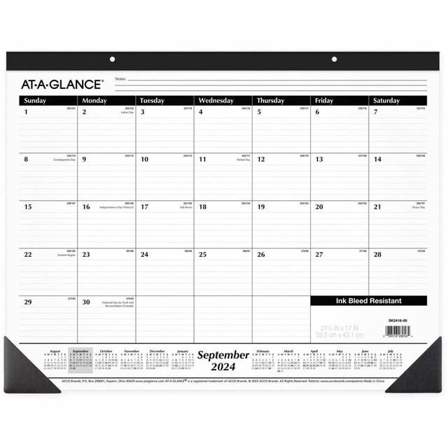 ACCO BRANDS USA, LLC AT-A-GLANCE SK241600  Academic 16-Month Monthly Desk Pad, 17in x 22in, Black, September 2022 To December 2023