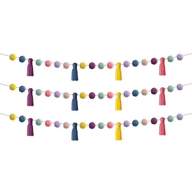 TEACHER CREATED RESOURCES Teacher Created Resources® Pom-Poms and Tassels Garland, Pack of 3