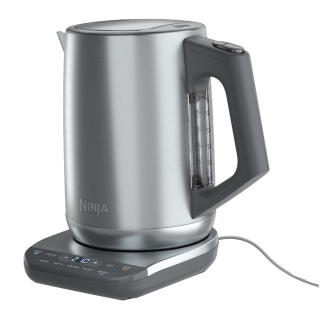 SHARK/NINJA Ninja KT200  Precision Temperature 7-Cup Electric Kettle, Cool Gray