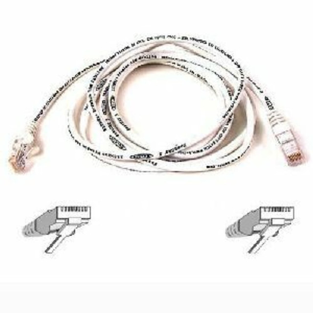 BELKIN, INC. Belkin A3L791-15-WHT-M  - Patch cable - RJ-45 (M) to RJ-45 (M) - 15 ft - UTP - CAT 5e - molded - white - for Omniview SMB 1x16, SMB 1x8; OmniView SMB CAT5 KVM Switch