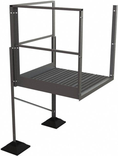 TRI-ARC URTTP40 4-Step Aluminum Turn Platform: 500 lb Capacity, 36" Wide, 40" Deep, 40" High