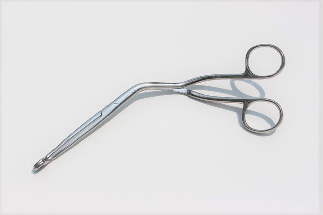 EMI - Emergency Medical 2750 Magill Catheter Forcep