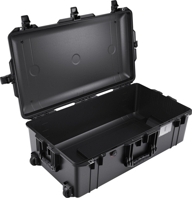 Pelican Products 016150-0011-110 1615 Air Case