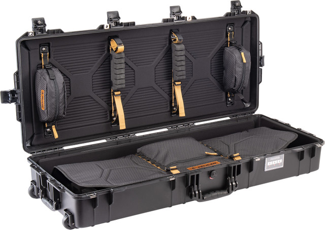 Pelican Products 017450-0121-110 1745BOW Air Bow Case