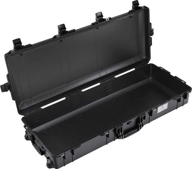Pelican Products 017450-0011-110 1745 Air Long Case