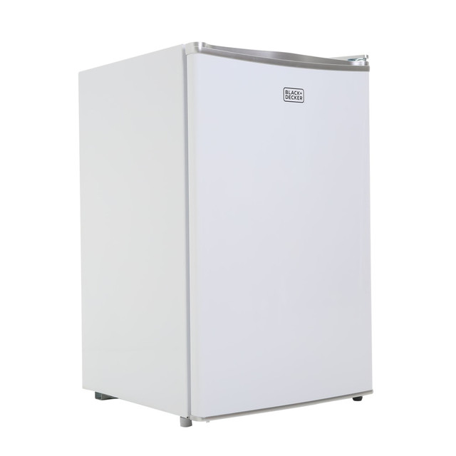 W APPLIANCE COMPANY LLC BCRK43W Black+Decker 4.3 Cu. Ft. Compact Refrigerator, White W APPLIANCE COMPANY LLC BCRK43W Black+Decker 4.3 Cu. Ft. Compact Refrigerator, White