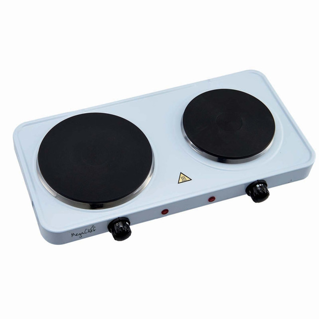 MEGAGOODS, INC. 995103789M MegaChef Smooth Dual-Burner Cook Top Buffet Range, White