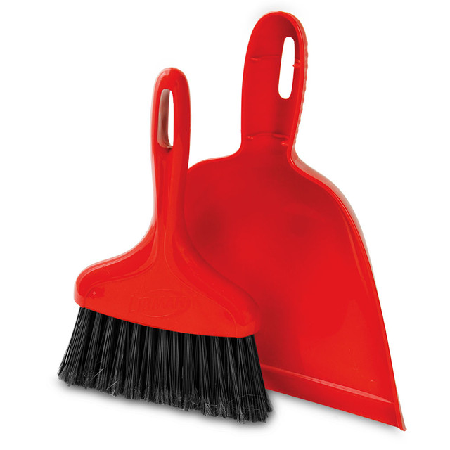 THE LIBMAN COMPANY 906 Libman Commercial Dust Pan With Whisk Broom, 10inW, Red, Pack Of 6 Sets