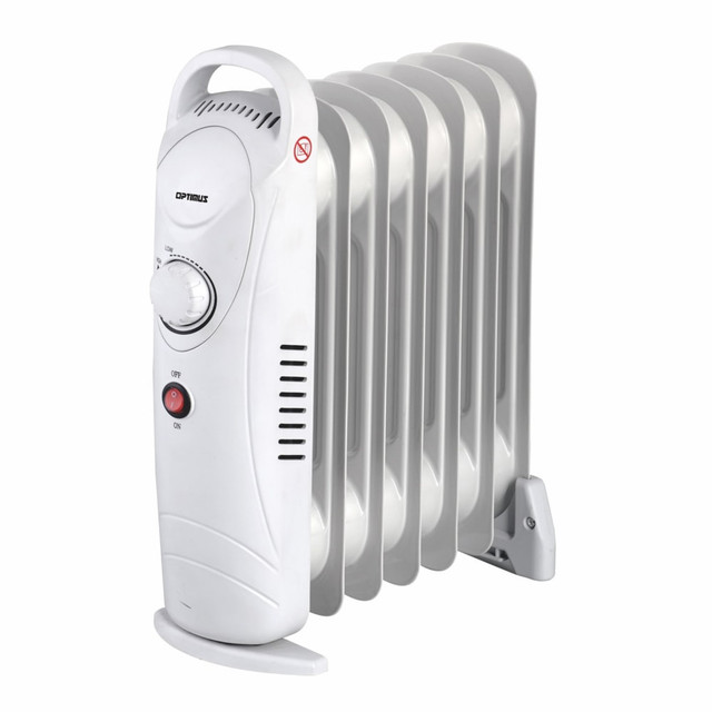 Heat your living room, bedroom or office space with the Optimus 700W Electric Portable Oil-Filled Radiator Heater. The rotary thermostat switch offers easy control between heat settings.  Heavy-gauge sheet metal cabinet for durability.  Heats up to 150 sq. ft.  Rotary thermostat switch for easy control.  Automatic thermostat control for comfort.  Permanently sealed special diathermic oil.  700W heat output.  Built-in Overheat Protection device promotes safe use.  Power indicator light lets you know when the unit is on.  Built-in carrying handle and lightweight design for portability.  Backed by the manufacturers 3-year limited warranty.