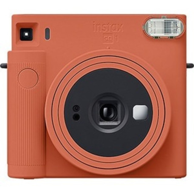 FUJIFILM U.S.A., INC. Fujifilm 16670510  SQUARE SQ1 Instant Film Camera - Instant Film - Terracotta Orange