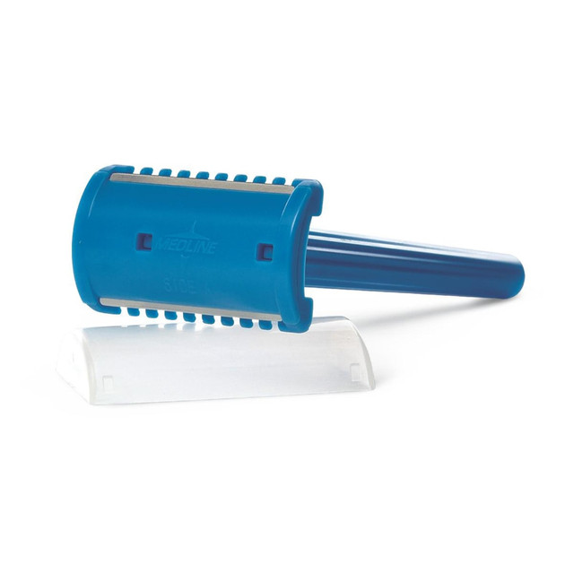 MEDLINE INDUSTRIES, INC. DYND70837 Medline Double-Sided Nonsterile Shave Prep Razors, Blue, Pack Of 100 MEDLINE INDUSTRIES, INC. DYND70837 Medline Double-Sided Nonsterile Shave Prep Razors, Blue, Pack Of 100