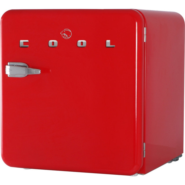 W APPLIANCE COMPANY LLC CCRR16HR Commercial Cool Retro 1.6 Cu. Ft. Mini Refrigerator With Freezer, Red