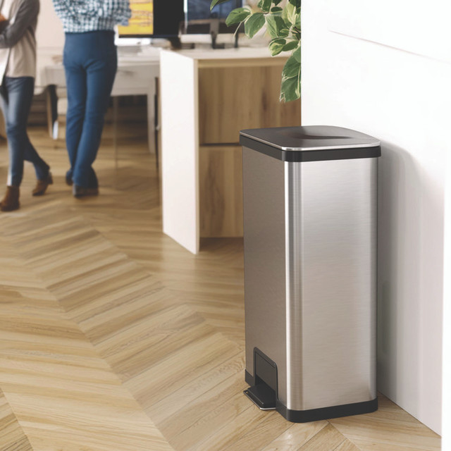 HLS COMMERCIAL HLS18SS Step Pedal Trash Can with AirStep Technology, 18 gal, Stainless Steel, Silver