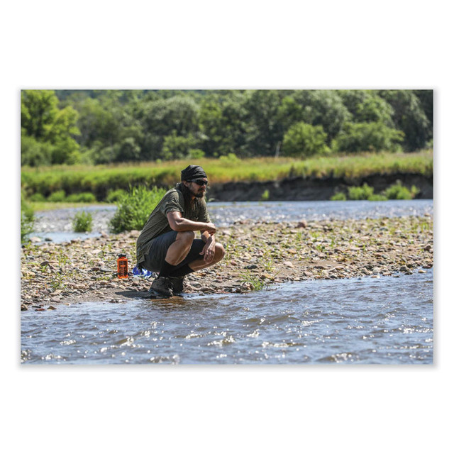 TENACIOUS HOLDINGS, INC. ergodyne® 12331 Chill-Its 6710 Cooling Embedded Polymers Tie Bandana Triangle Hat, One Size Fits Most, Lime