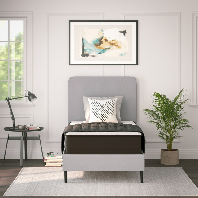 FLASH FURNITURE DRE230PRT10GY Dream CertiPur-US Certified Hybrid Mattress, Twin, 10inH x 39inW x 75inL, White/Gray FLASH FURNITURE DRE230PRT10GY Dream CertiPur-US Certified Hybrid Mattress, Twin, 10inH x 39inW x 75inL, White/Gray