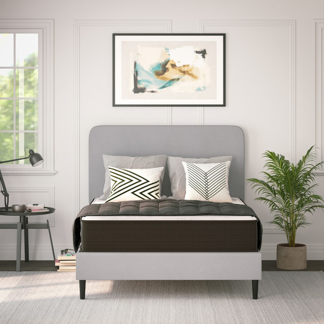 FLASH FURNITURE DRE230PRF10GY Dream CertiPur-US Certified Hybrid Mattress, Full, 10inH x 54inW x 75inL, White/Gray FLASH FURNITURE DRE230PRF10GY Dream CertiPur-US Certified Hybrid Mattress, Full, 10inH x 54inW x 75inL, White/Gray
