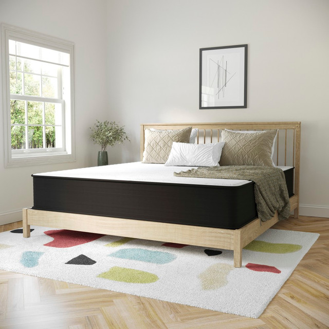 FLASH FURNITURE DRE230PR12KGY Dream CertiPur-US Certified Hybrid Mattress, King, 12inH x 76inW x 80inL, White/Gray FLASH FURNITURE DRE230PR12KGY Dream CertiPur-US Certified Hybrid Mattress, King, 12inH x 76inW x 80inL, White/Gray