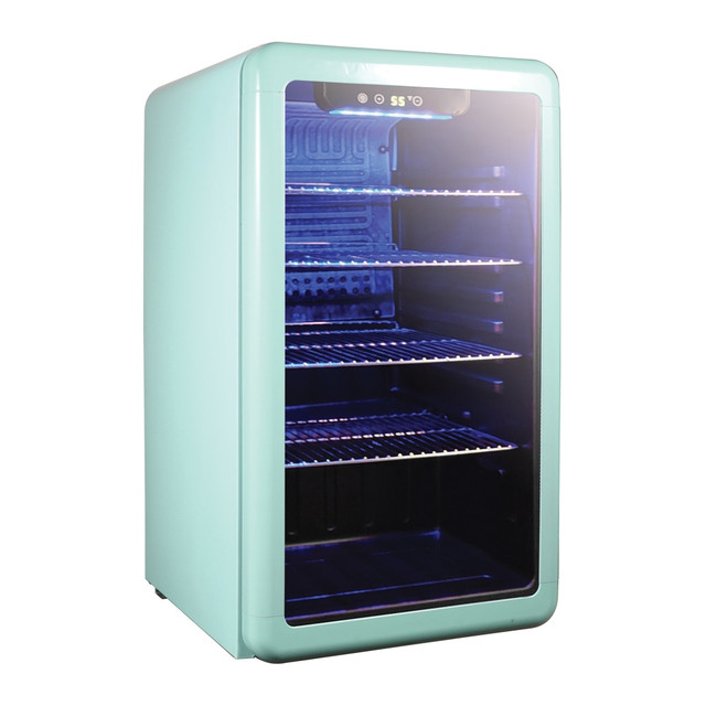 CNA INTERNATIONAL, INC. MCB34CHM Magic Chef 3.4 Cu. Ft. Retro Beverage Cooler, 30-3/4inH x 17-1/2inW x 19-3/4inD, Green