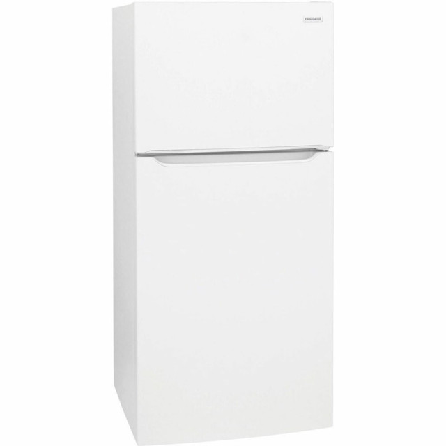 Position the refrigerator/freezer in a space that suits the layout of your kitchen without any restrictions with its reversible door feature  Bring quality refrigeration to your home with this top-mount refrigerator and have convenient frozen food storage in a separate top freezer compartment  With 427 kWh annual energy consumption, this refrigerator/freezer helps you save money on your utility bills  With 20 ft³ large capacity Refrigerator/Freezer, you have enough room to fit all your groceries and food  This product is heavy and/or oversized and may need more than one person to handle.