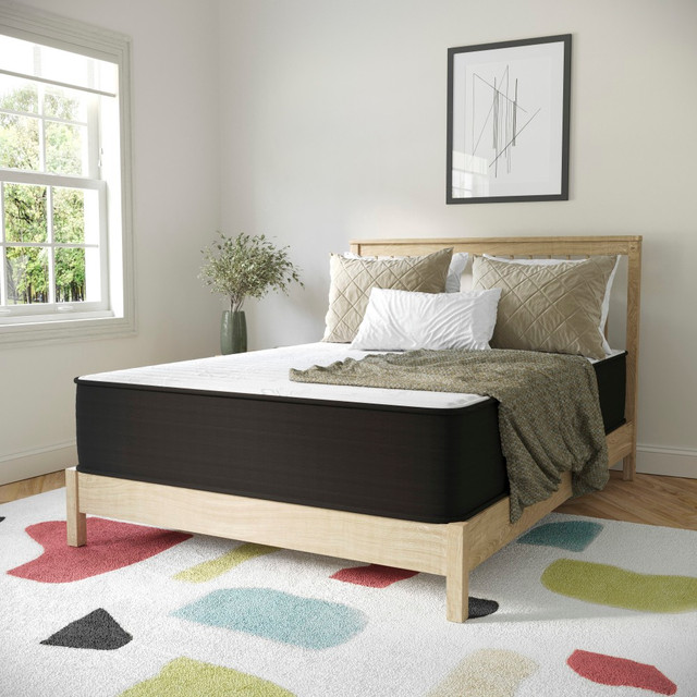 FLASH FURNITURE DRE230PRF12GY Dream CertiPur-US Certified Hybrid Mattress, Full, 12inH x 54inW x 75inL, White/Gray FLASH FURNITURE DRE230PRF12GY Dream CertiPur-US Certified Hybrid Mattress, Full, 12inH x 54inW x 75inL, White/Gray