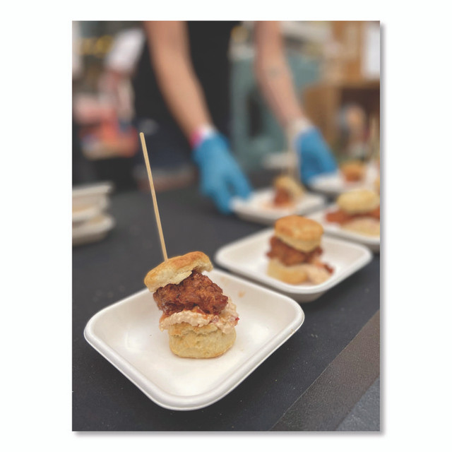 ECO-PRODUCTS,INC. EPSCS5 WorldView Renewable Molded Fiber Containers, 10 oz, 5.04 x 5.04 x 1.09, White, 800/Carton