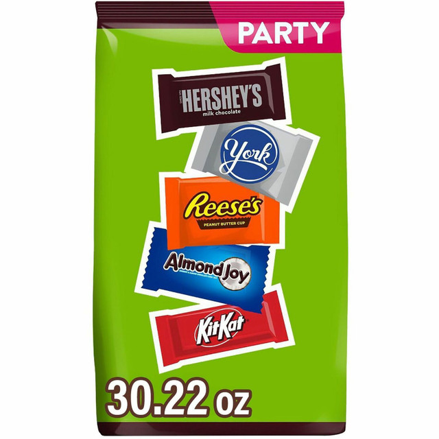 Green Rabbit 22002590 Green Rabbit Hershey's Candy Snack Size Party Pack