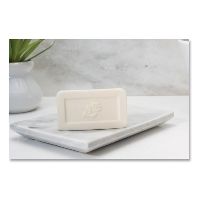 TRANSMACRO AMENITIES Good Day™ 400150 Unwrapped Amenity Bar Soap, Fresh Scent, #1 1/2, 500/Carton