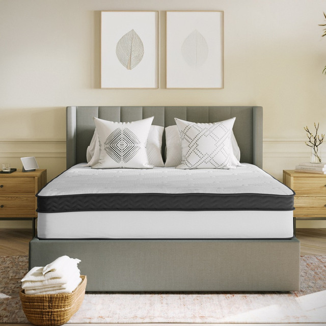 FLASH FURNITURE CLBT33PMR12MQ Capri Mattress, Queen Size, 12inH x 60inW x 80inD, White FLASH FURNITURE CLBT33PMR12MQ Capri Mattress, Queen Size, 12inH x 60inW x 80inD, White