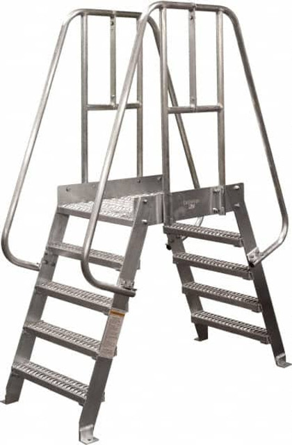 Cotterman 5SPA24A3 5-Step Aluminum Crossover Bridge Platform: 500 lb Capacity, 24" Deep