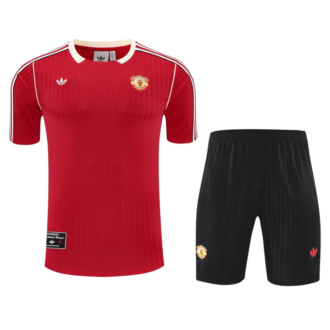 Manchester United 25/26 Men's Red Terrace Icon Shirt
